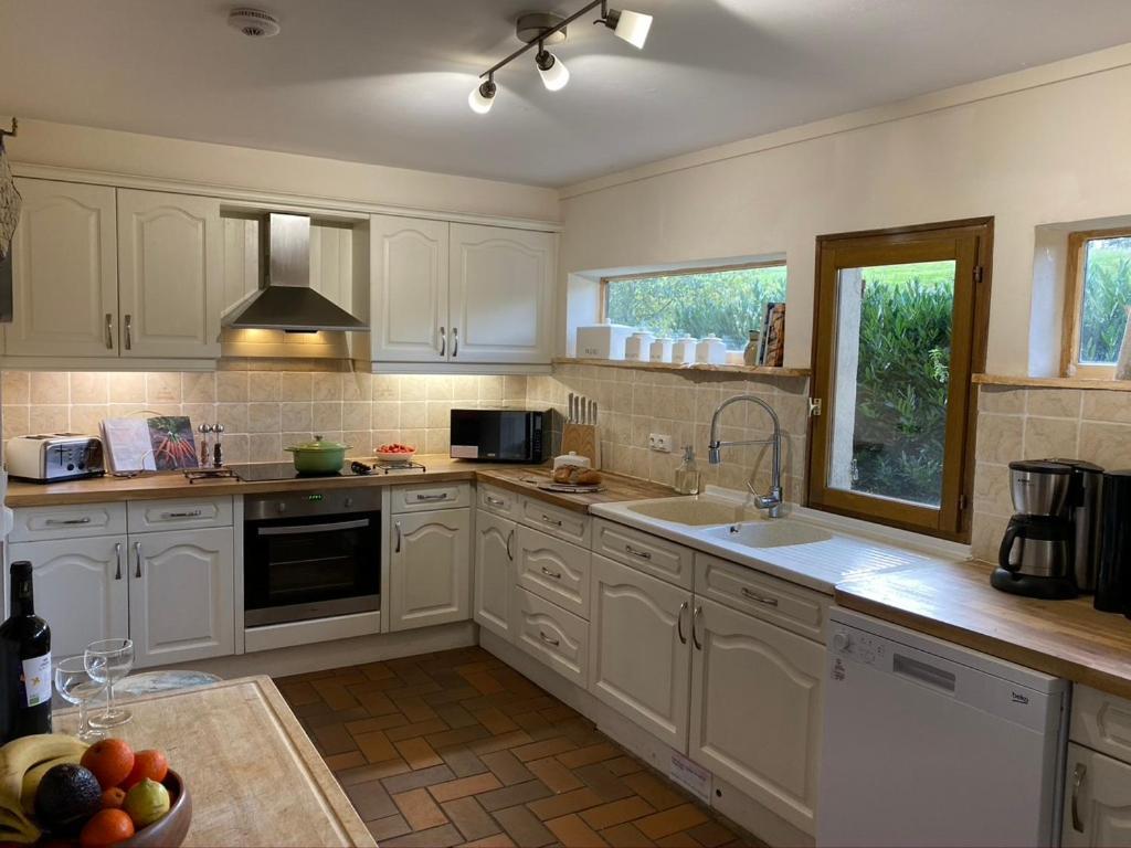 Stunning 5 Bedroom French Manor House, Normandy Beaunay Exteriör bild